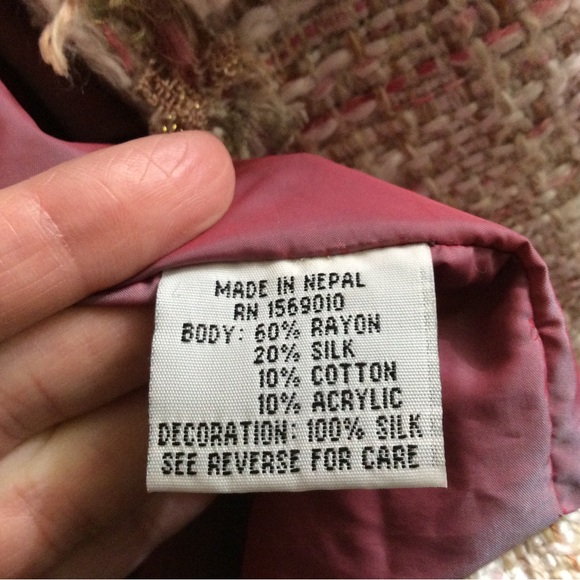 Beautiful unique Yak Magik made in Nepal silk blend blazer - Picture 13 of 13